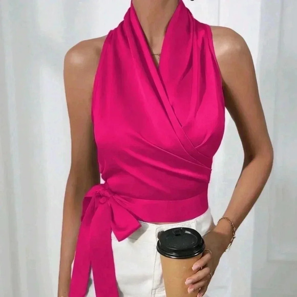 COPY - WomenFashion Solid Color Halter NeckSleeveless Blouse - Picture 1 of 5